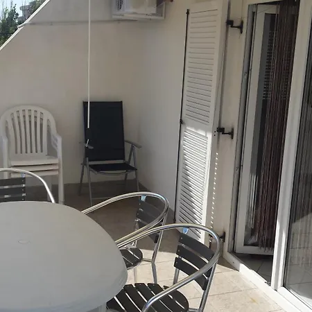 Cosy In Pag / 26 M² / Sea View Pag Town