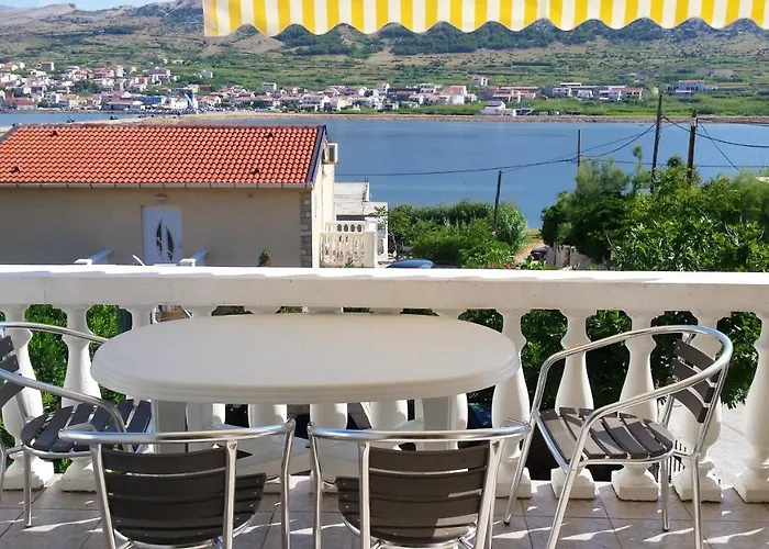 Cosy In Pag / 26 M² / Sea View Lägenhet Pag Town