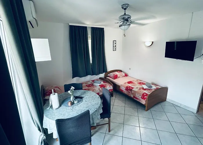 Cosy In Pag / 26 M² / Sea View Pag Town