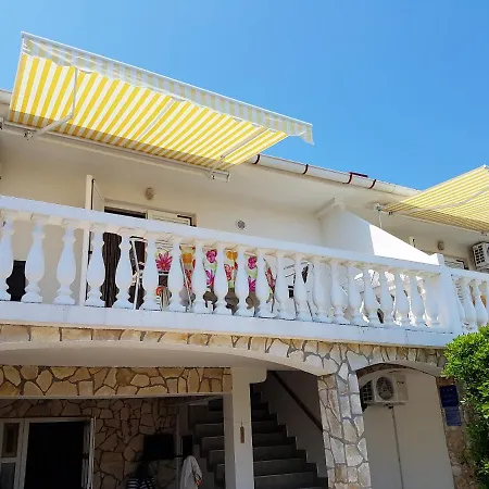 Cosy In Pag / 26 M² / Sea View パグ